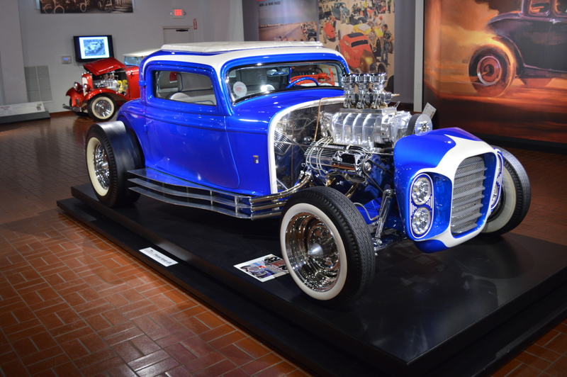 Illustration for article titled 10 Reasons Why You Should Visit The Gilmore Car Museum Before You Die